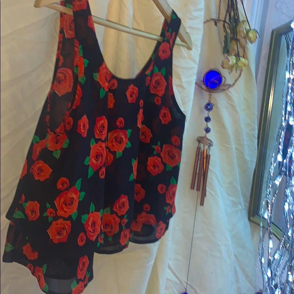 *ATMOSPHERE*~ ‘ROSES ARE RED’ TIERED SHEER CAMI - Picture 9 of 10